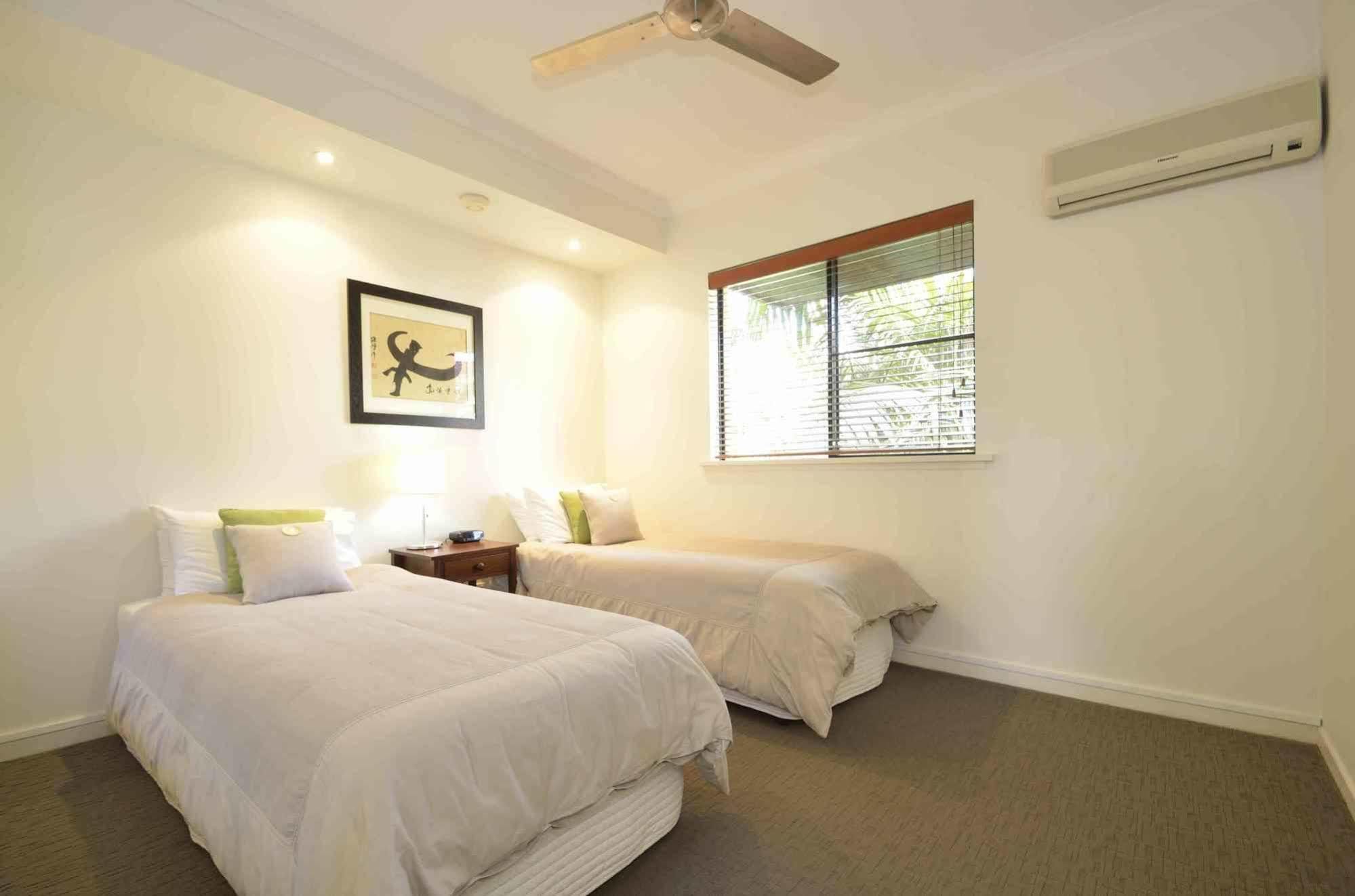 Bermuda Villas Sunshine Coast Exterior foto